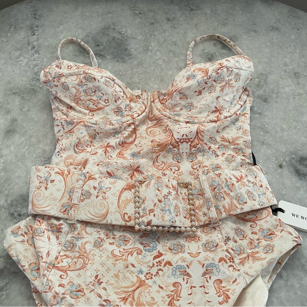 WeWoreWhat Danielle One Piece Swim Suit - Picture 6 of 13